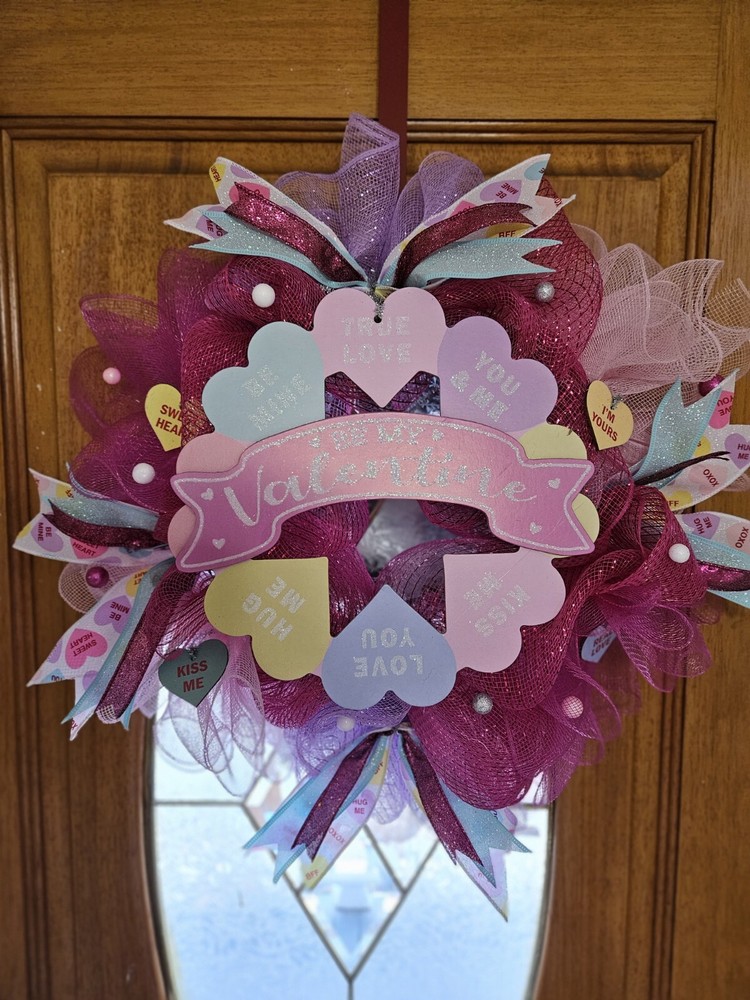 Valentine’s Day Deco Mesh Wreath