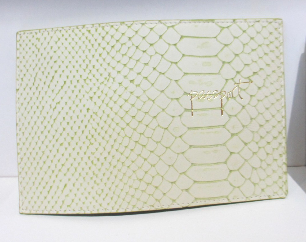 Passport Cover Leather Graphic Image Python Embossed GREEN