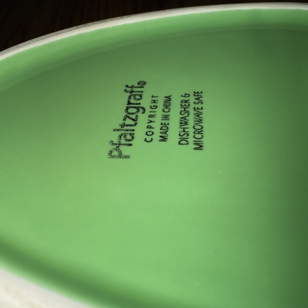 Pfaltzgraff Stoneware Solid Color Bright Green 9x5 Dip