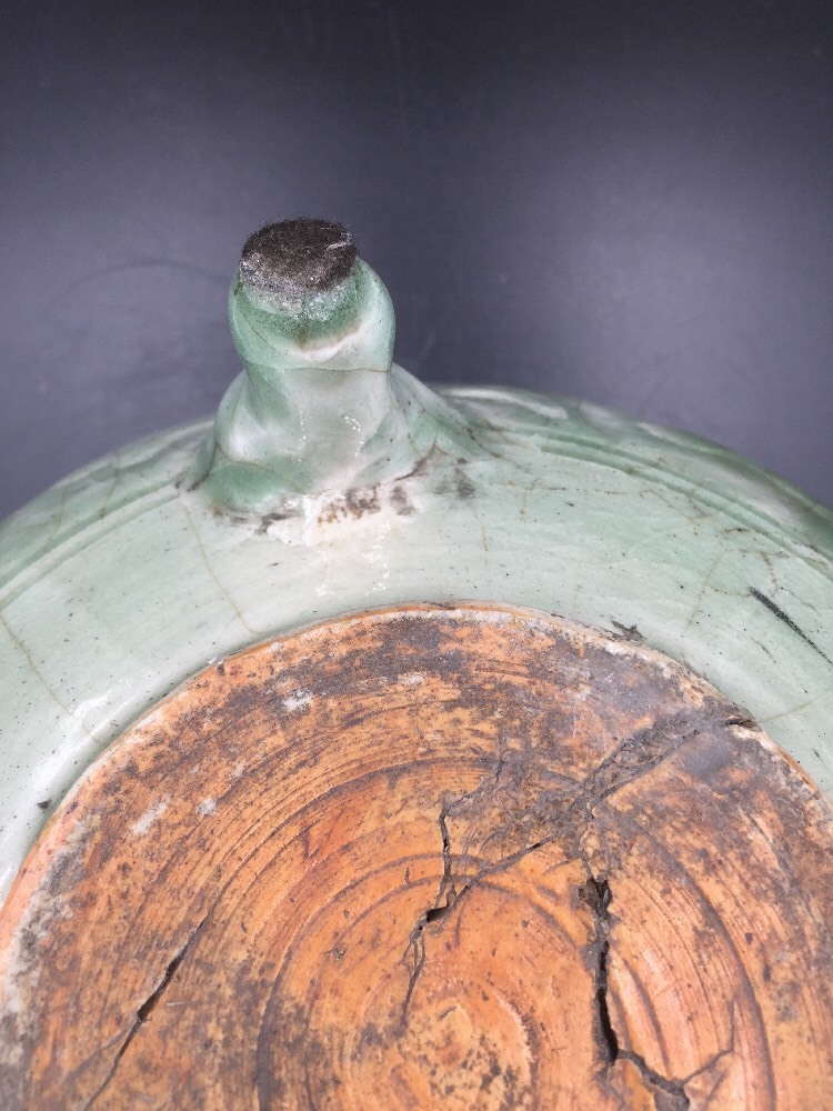 A Chinese Ming Dynasty Celadon Tripod Censer 明代龙泉香炉