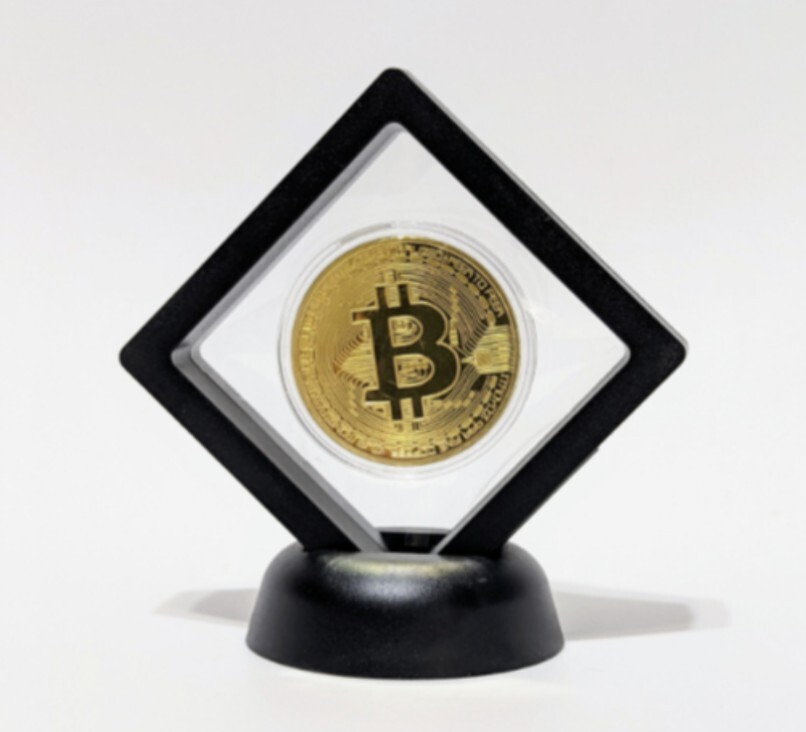 Gold Plated Bitcoin Cryptocurrency Novelty Coin Commemorative Display Box Float