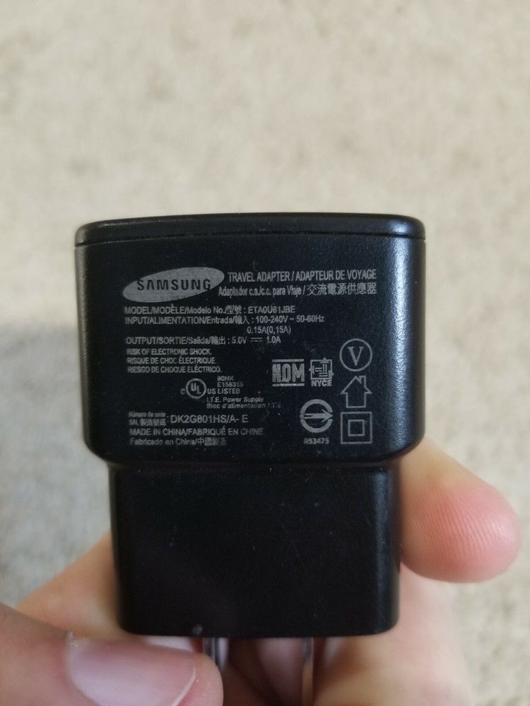 Samsung ETAOU61JBE Wall Plug