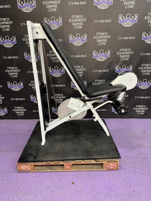 Nautilus OG Gen 1 Center & Chain Driven Leg Extension