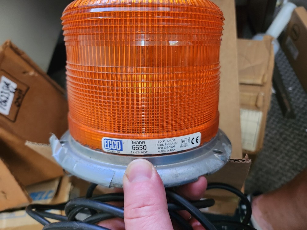 ECCO 6650A-MG AMBER MAGNET MOUNT STROBE LIGHT 12v Working