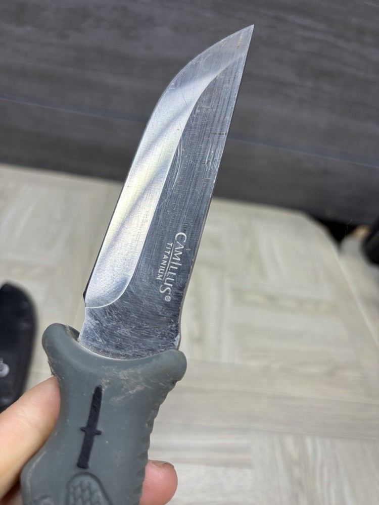 Camillus Titanium fixed blade knife & Camillus sheath