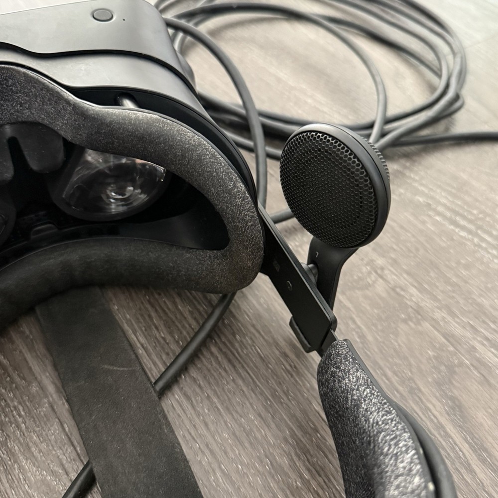Valve Index VR Virtual Reality HMD Headset Only Complete - Tested