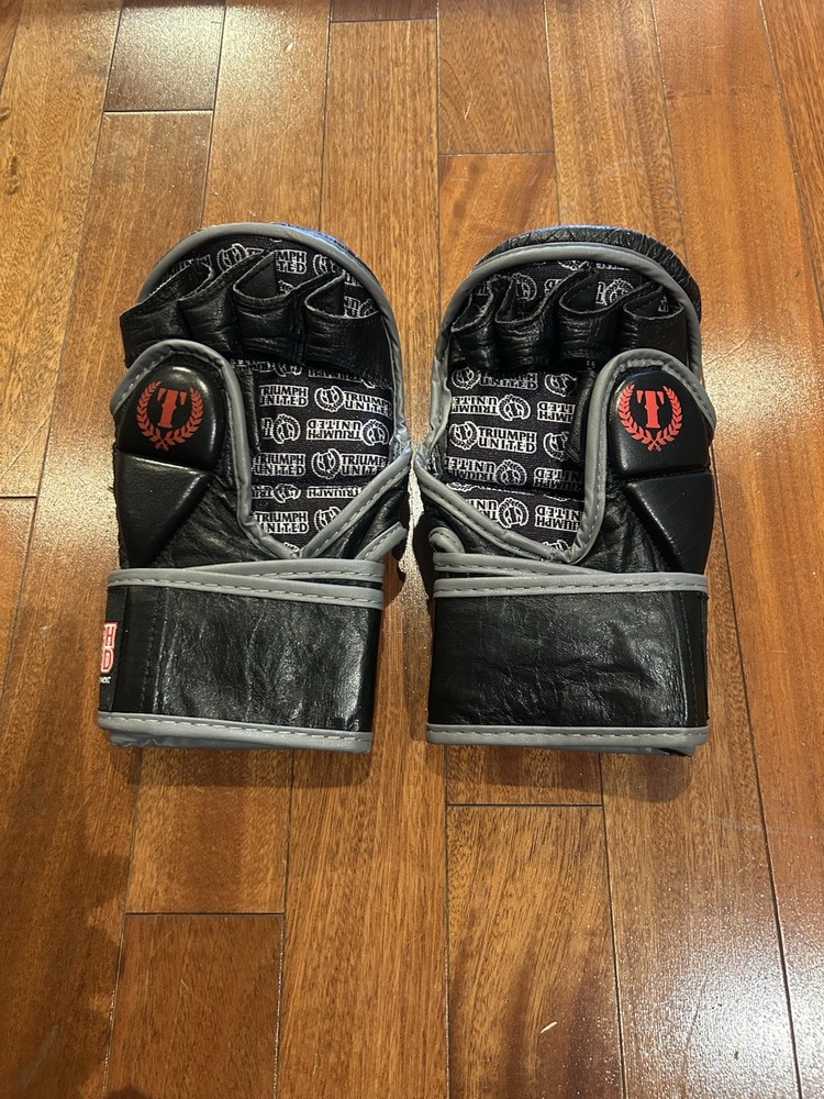 Triumph United Grappling Gloves Large