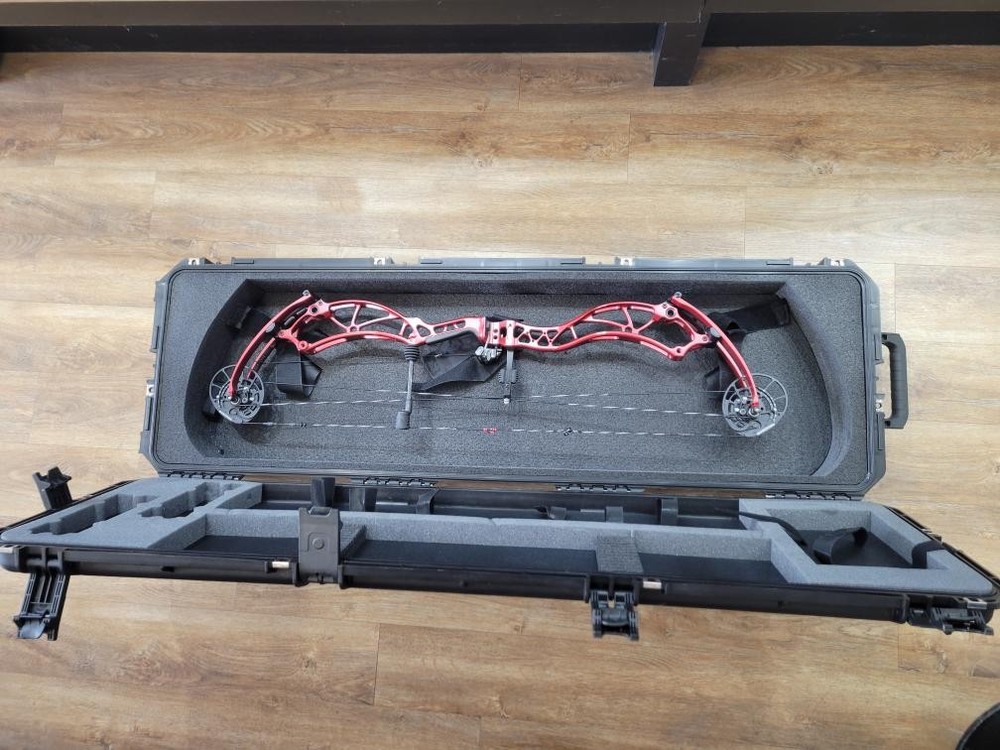 BOWTECH RECKONING 38 (SBL015454)