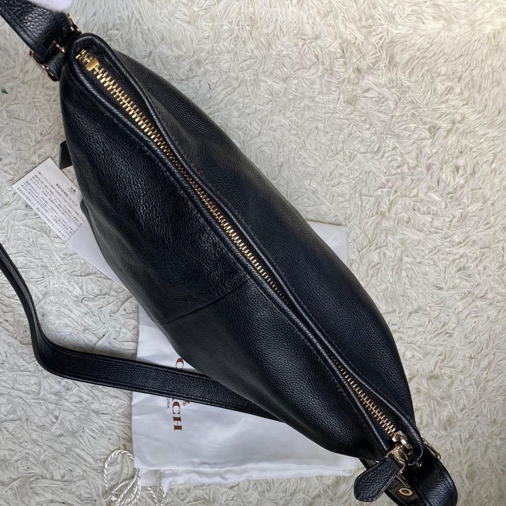 COACH Shoulder Bag Black Leather Authentic