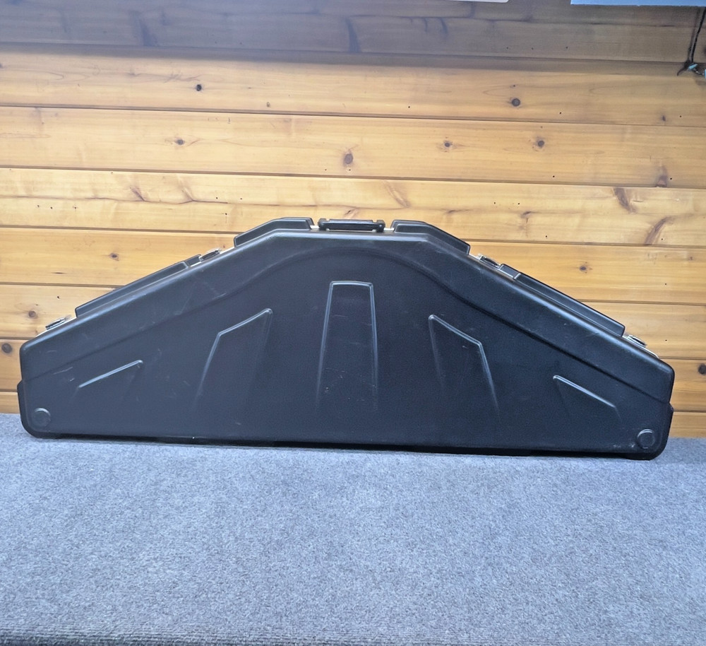 SKB Compound Bow Case Hard Shell 53" Black Extra Long w Keys Foam Interior