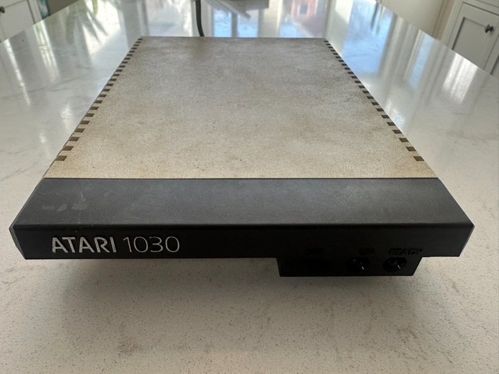Atari 1030 Modem for 8-Bit Atari Computers READ