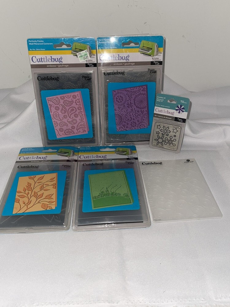 Cuttlebug Provo Craft 5 Embossing Folders 1 Die