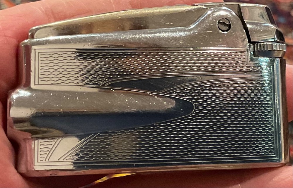 Vintage Ronson Premier Lighter In Good Working Condition.