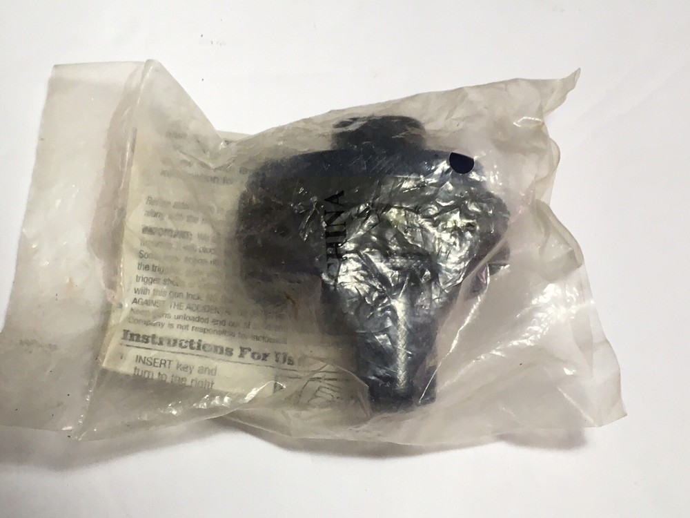 NOS MASTER 90 GUN LOCK Navy Blue 2 Keys