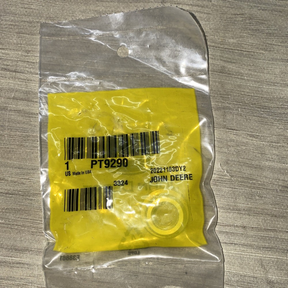 John Deere PT9290 Quick Coupler Locking Collar (for Three-Point Hitch)