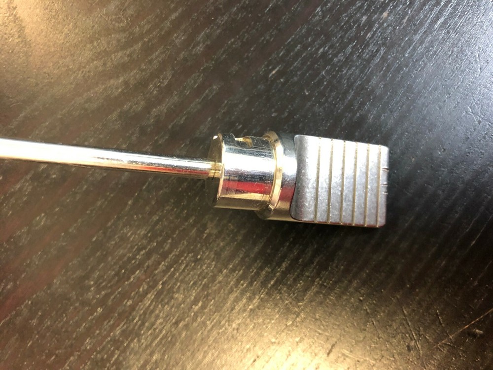 Dyonics 3721 Trocar.