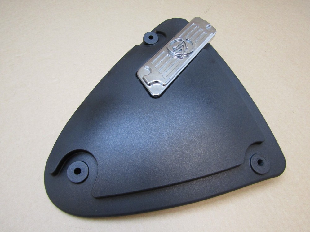Keeway Superlight 125 2022 3,908 miles right side panel (12884)