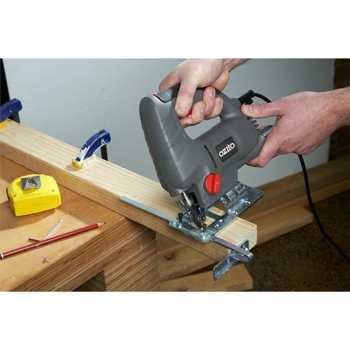 Ozito 680W Pendulum Jigsaw With 3 Blades