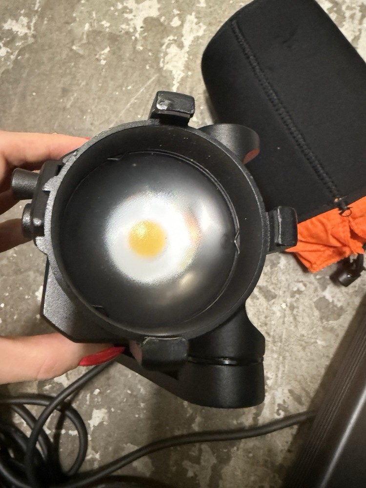 550$ Godox SC-60 Continuous Light + Projection Attachment