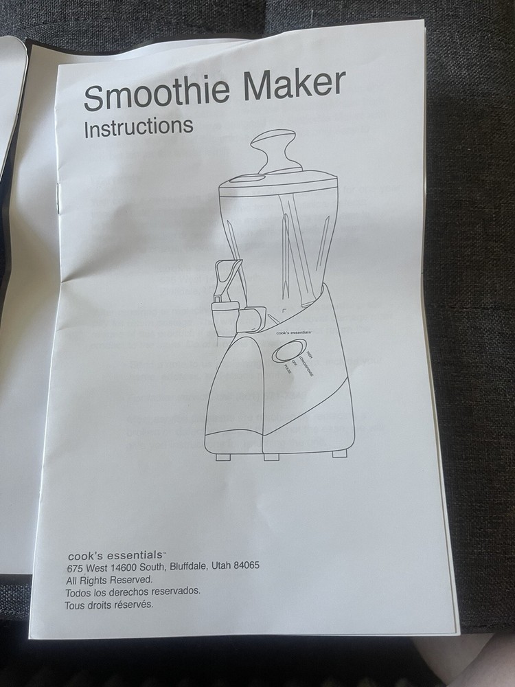 New In Box Cooks Essential Smoothie Maker With Popsicle Maker