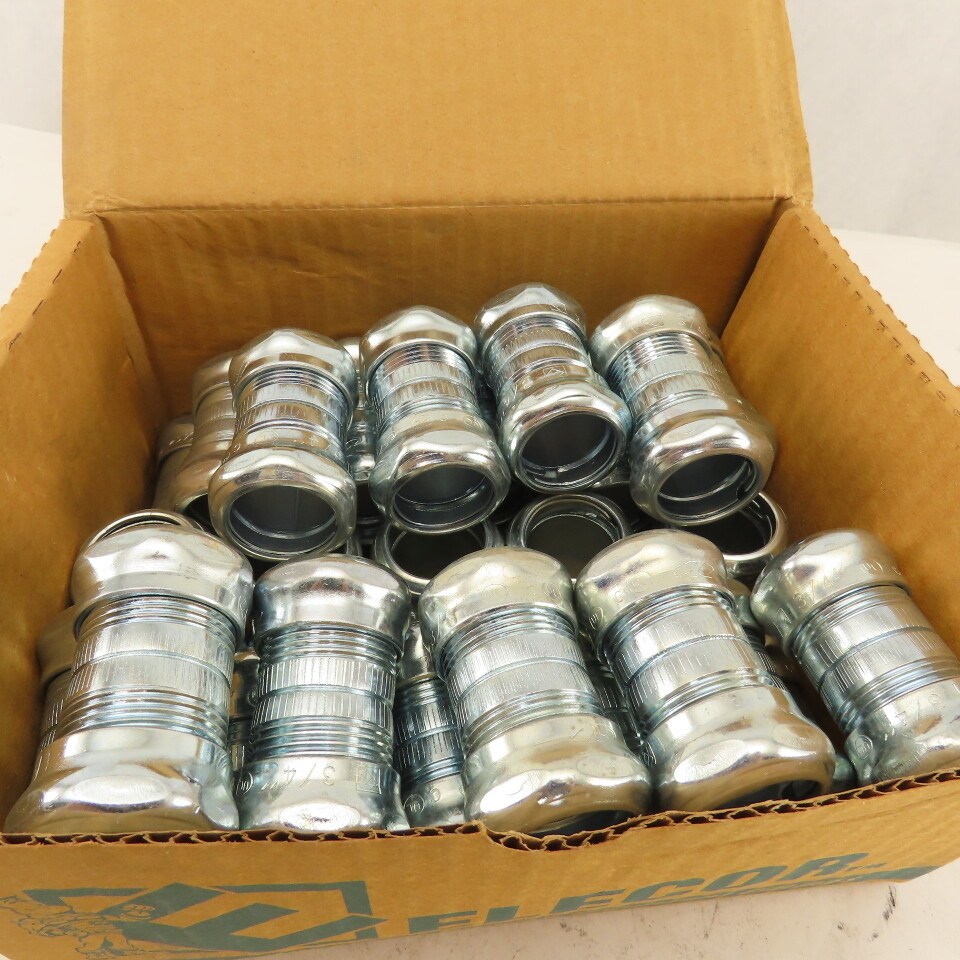 Elecor ES2202 3/4" EMT Compression Type Coupling Lot Of 34