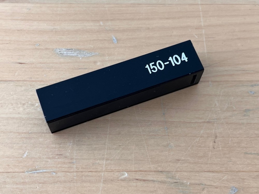 Refmacal STRANASKA CRM 150 DIDYMIUM GLASS WAVELENGTH Standard/Reference