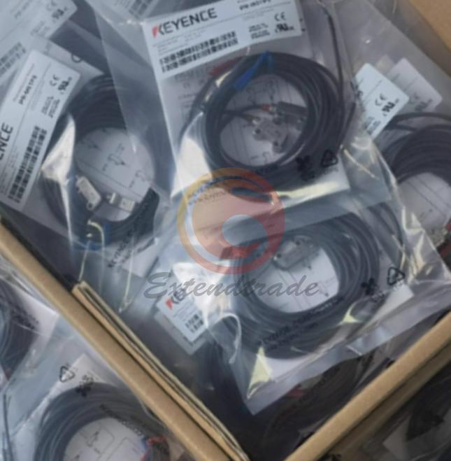 1PC New Keyence PR-MB15CN sensor