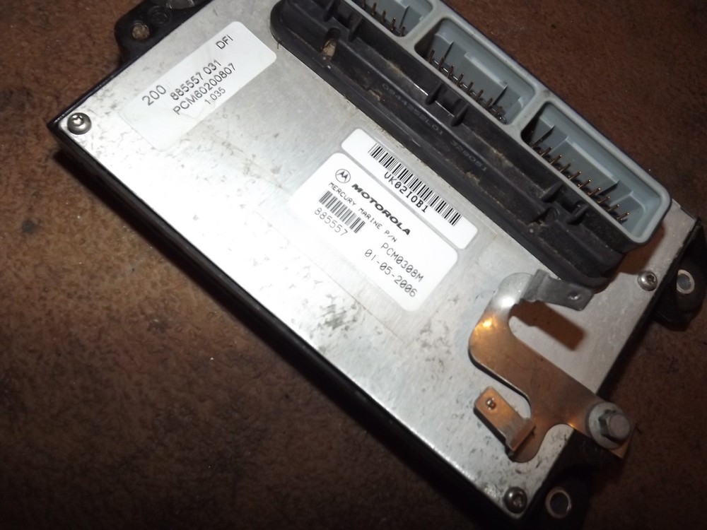 Mercury 200 HP 2 Stroke DFI ECU Engine Control Unit PCM PN 88555731S