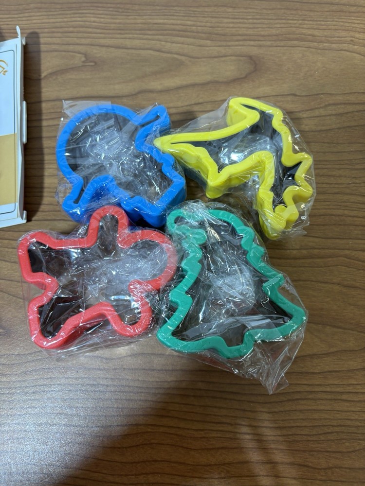 Joyoldelf 4pc Christmas Cookie Cutter Set