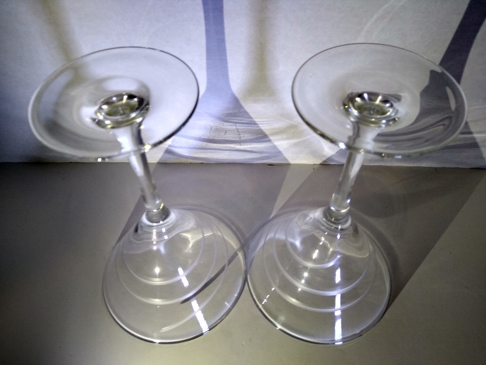 2 PC Diamond Engraved Martini Glass Set LaZboy NEW Elegant Stemware