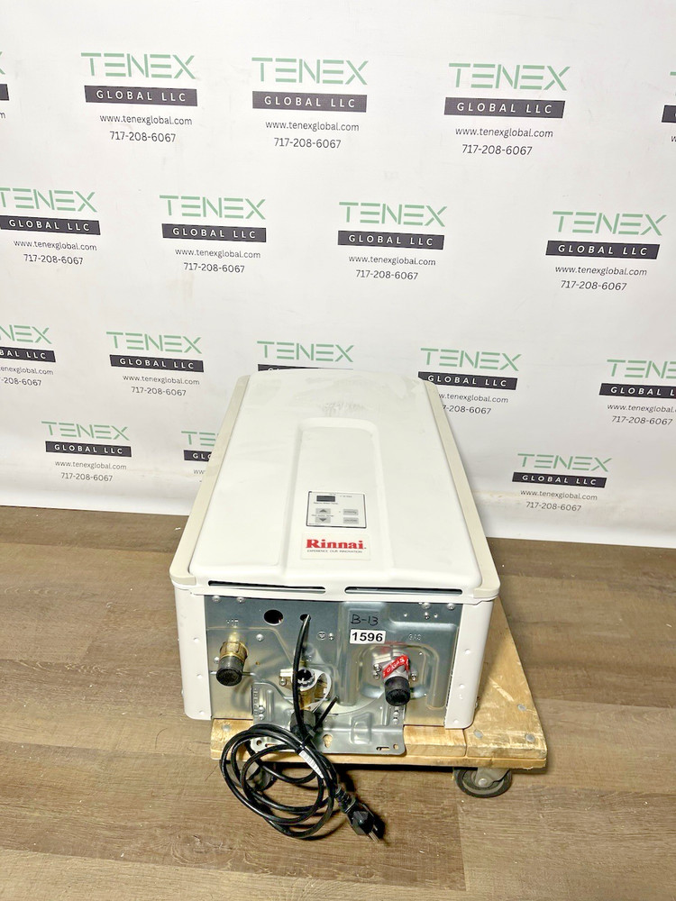 Rinnai V75iN Indoor Tankless Water Heater 180k BTU Natural Gas (B-13 #1596)