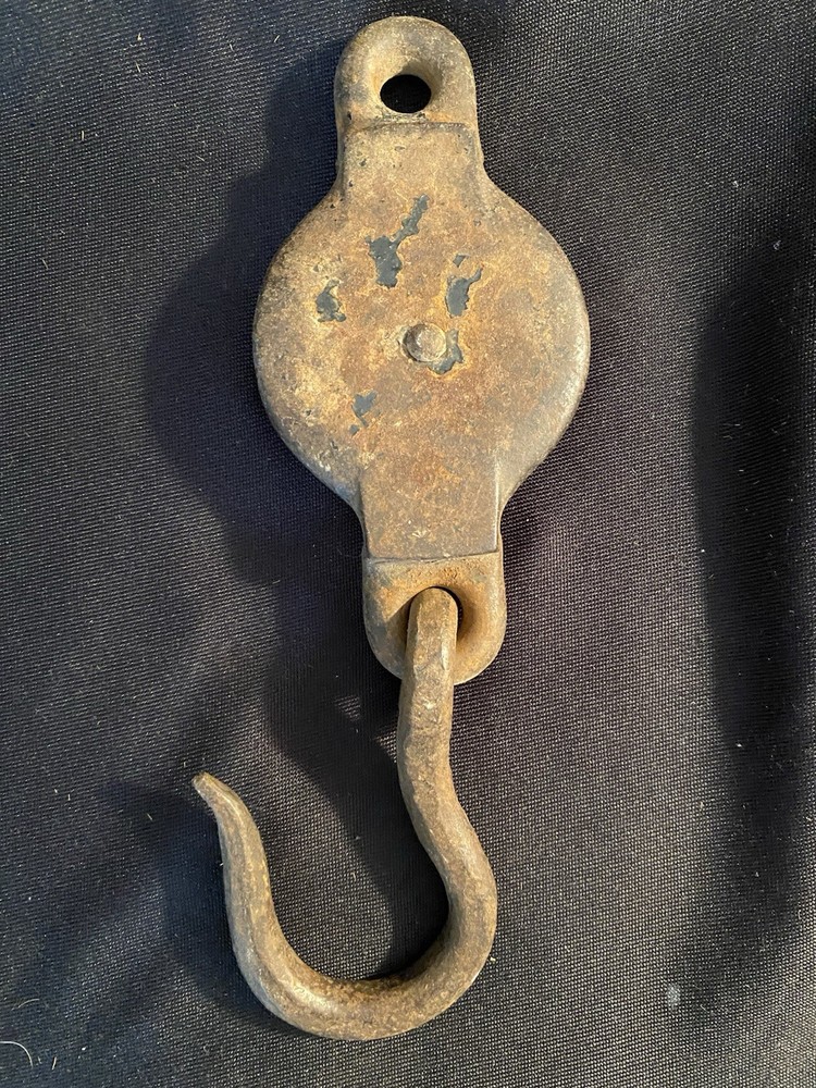 Vintage Block & Tackle Single Pulley With Hook