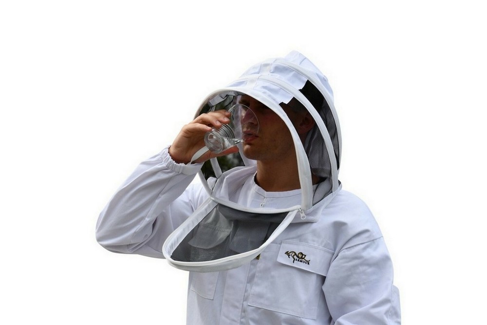 BEEKEEPING STARTER HEAVY DUTY POLY COTTON SUIT, GLOVES, BEEHIVE, FRAMES & TOOLS