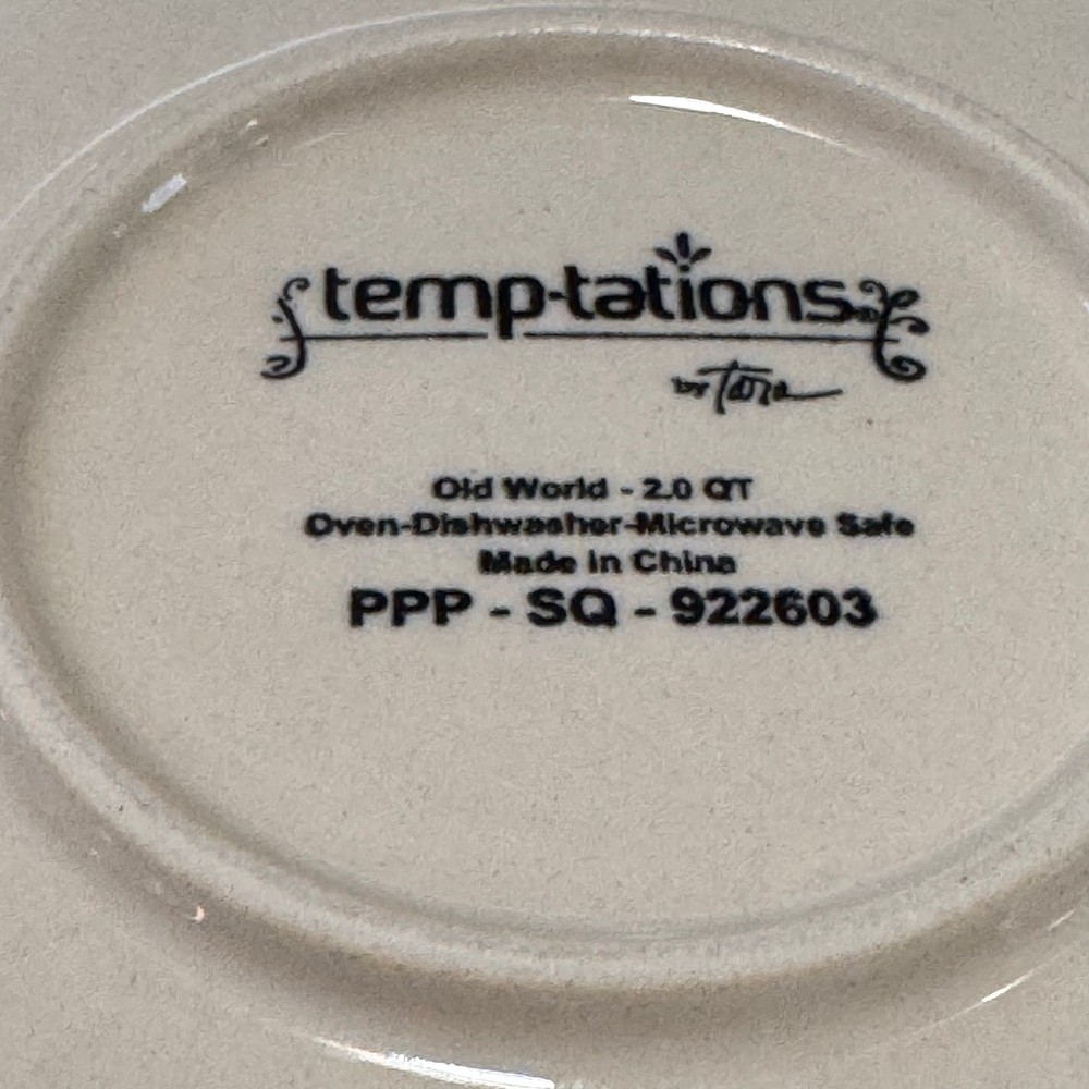 Temptations Old World Easter Egg Hunt 2-Quart Baker