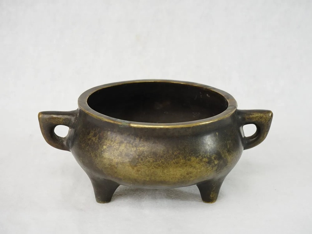 Chinese Bronze Tripod Censer, Signed