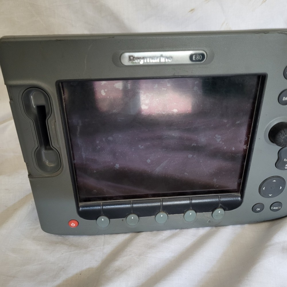 Raymarine E80 Marine Radar Chartplotter Multifunctional Display - Tested Working