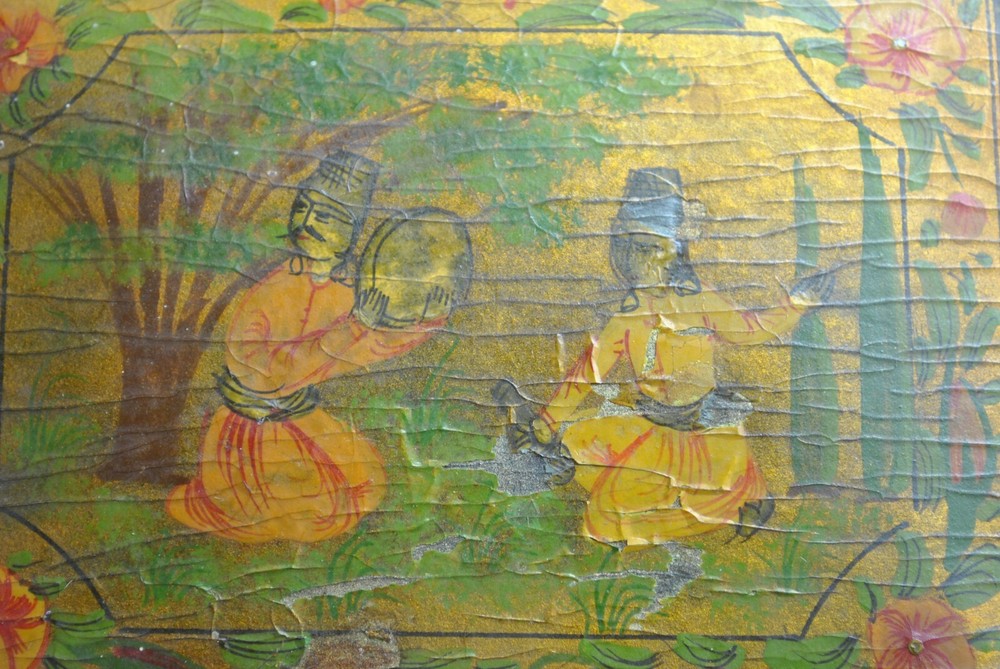 Antique Laquered Papier Mache Trinket Box