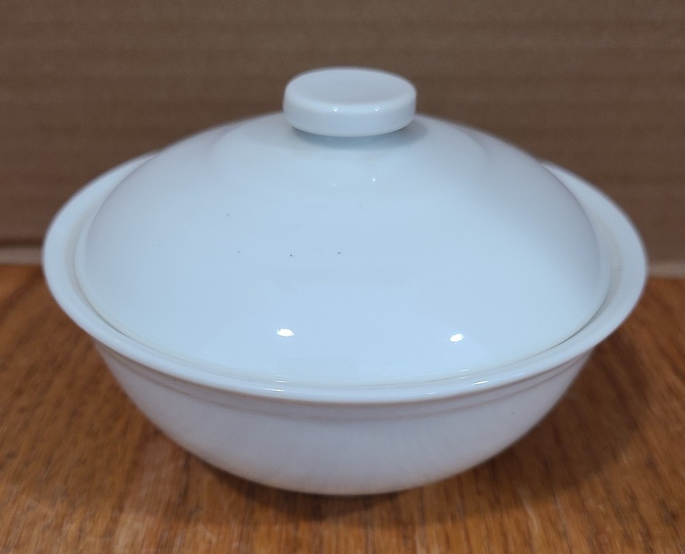 China Candy dish with lid 5" Blanc