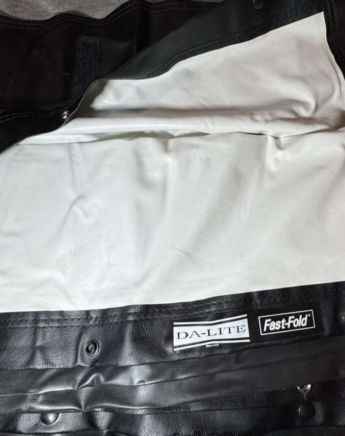 Da-Lite Fast-Fold DELUXE Projection Screen - 120" x 69" (SCREEN ONLY)