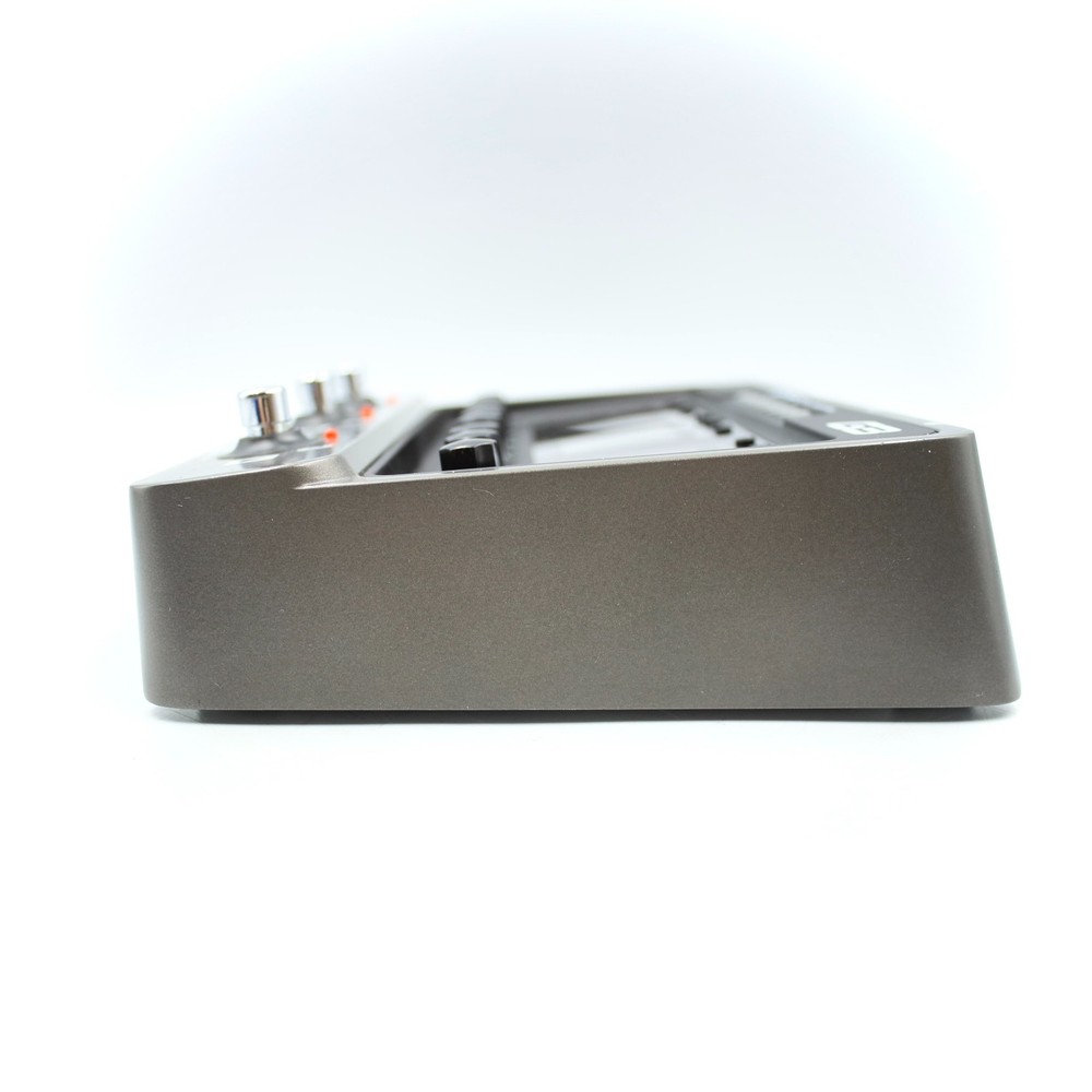 ZOOM G3 Guitar Effects and Amp Simulator With Power Supply Multi Effect 059557