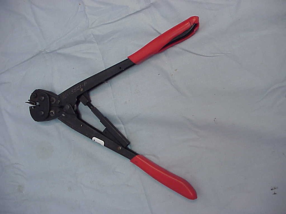 ETC Molex 5757 Ratchet Hand Crimp Tool