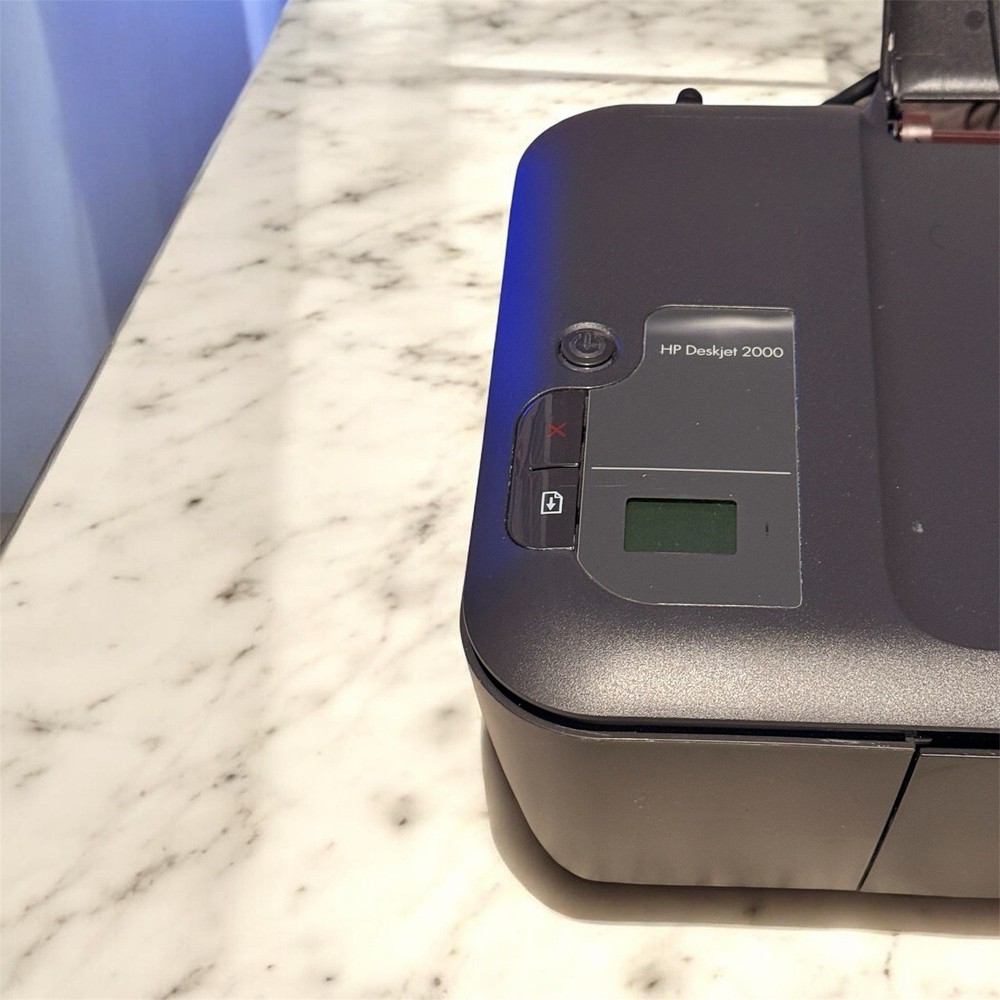 Hp Deskjet 2000 ( No ink 61 )