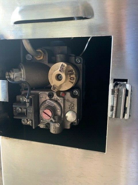 Used Bakers Pride Y600 Pizza Oven Double stack