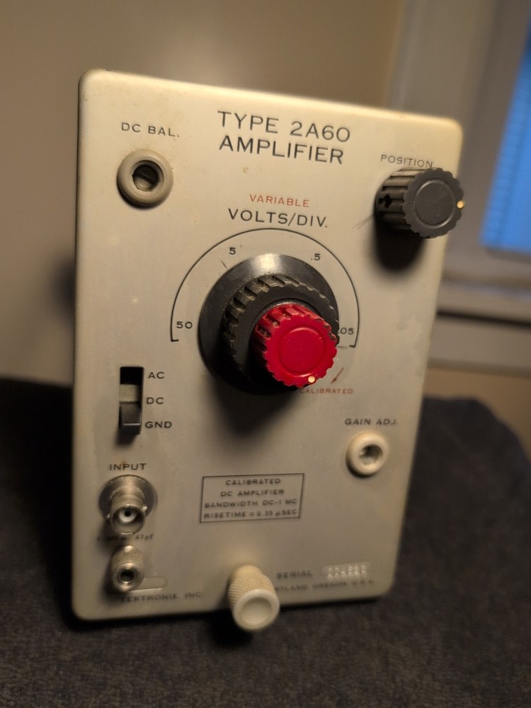 Tektronix Type 2A60 Amplifier 6dj8 Tubes