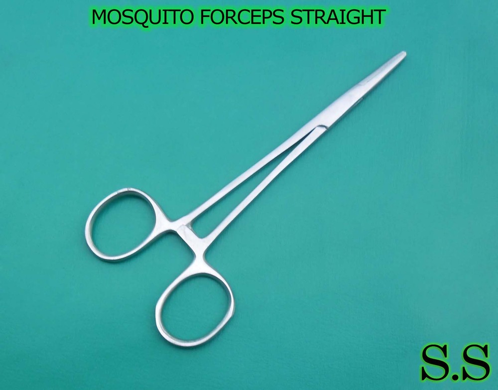 2 MOSQUITO HEMOSTAT LOCKING FORCEPS CVD/STR 5 "