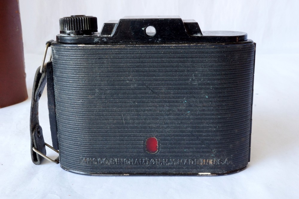 Vintage Ansco Clipper Camera with leather case