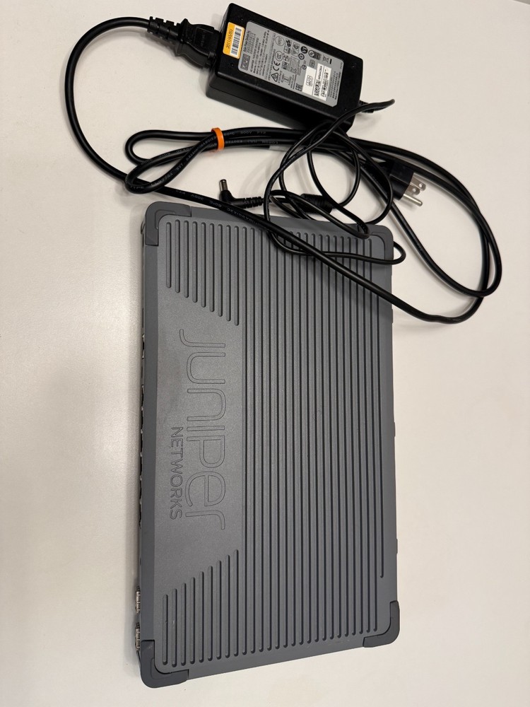 Juniper Networks SRX300 Services Gateway Firewall