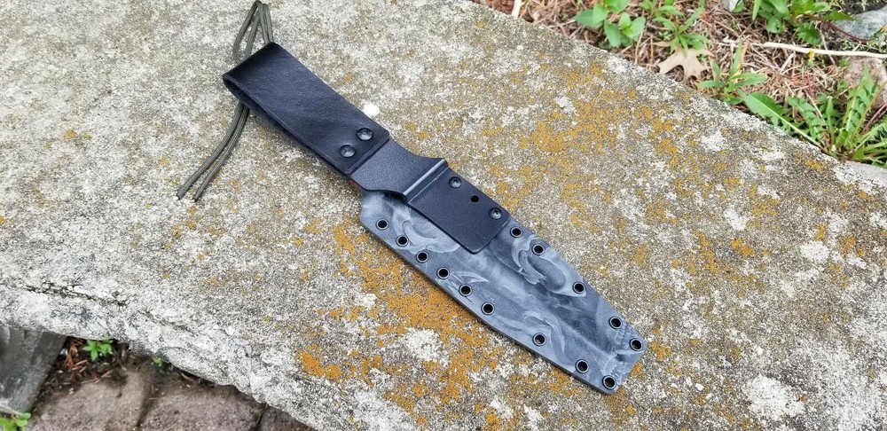 TOPS Wild Pig Hunter Kydex Sheath, Pancake, w/ Offset Leather Attachment (HR)