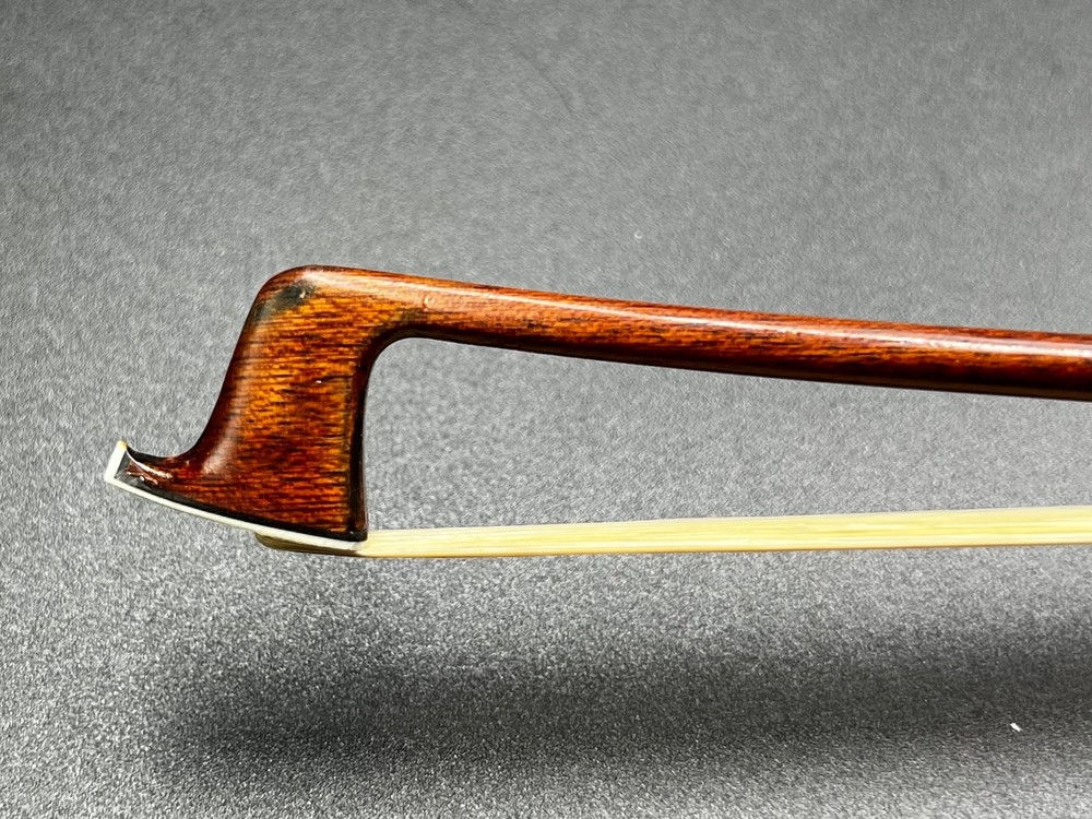 Signed Composite Bob Violin Bow Carbon Fiber Core Pernambuco Veneer Weight