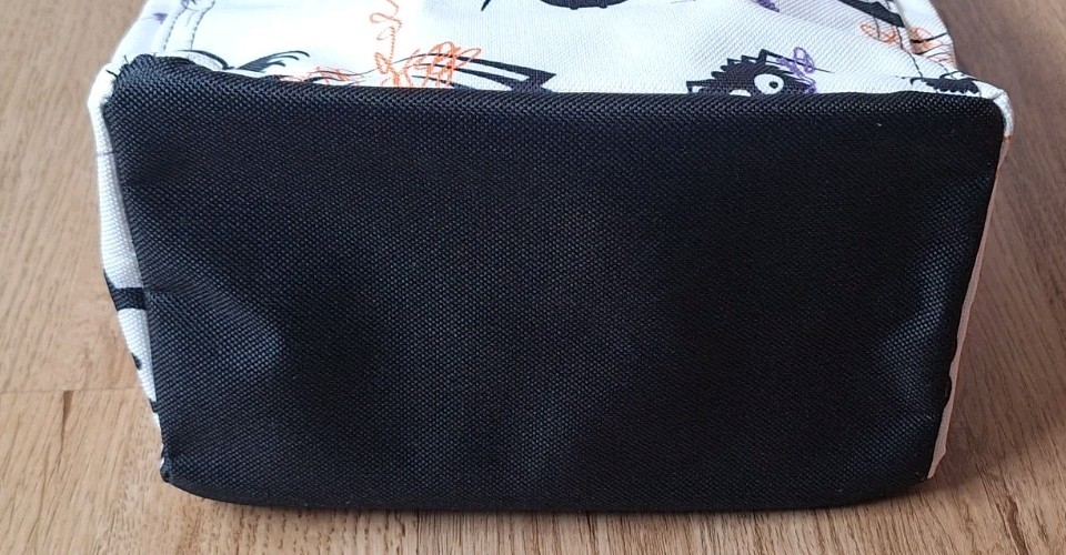 Thirty One Small Essential Storage Tote Spider Party